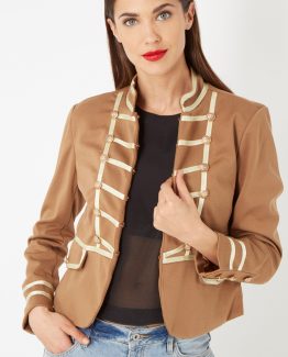Chaqueta militar