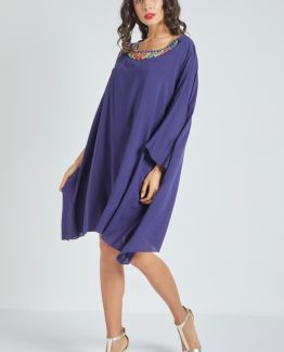 Vestido amplio con pedrería - Tutto Tempo