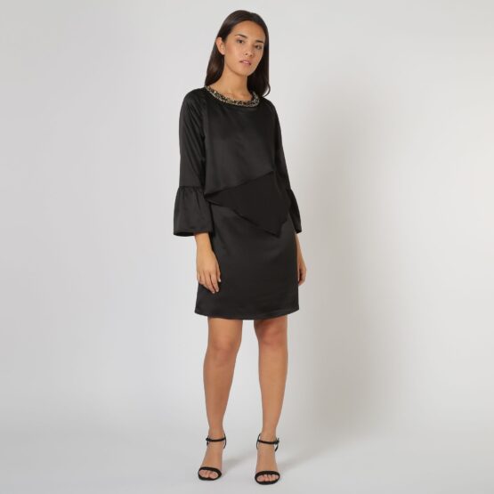 Vestido con pedrería