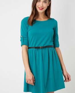 Vestido con cinturón