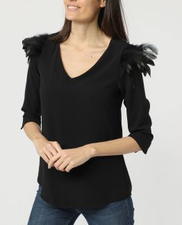 Blusa plumas