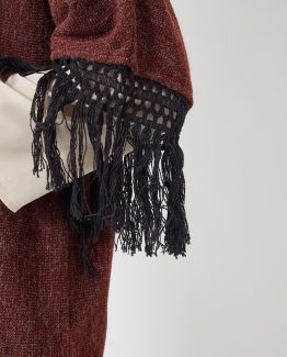 Chaqueta con flecos