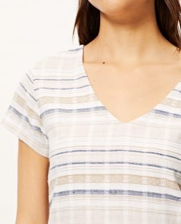 Vestido de rayas bordado