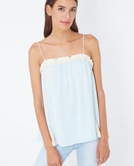 Top de tirantes con detalles bordados