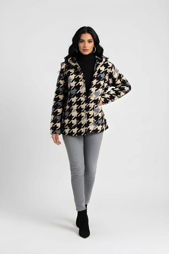 Chaqueta estampada con capucha