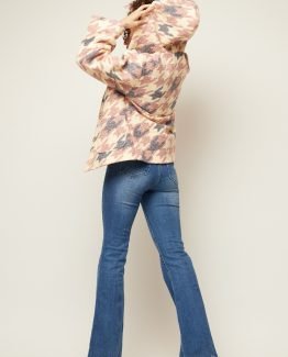 Chaqueta estampada con capucha