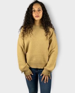 Jersey con botones decorativos