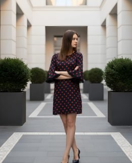 Vestido satinado de lunares