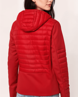 Chaqueta guateada con capucha desmontable