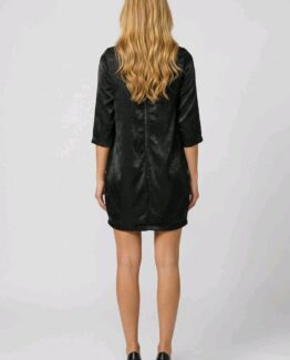 Vestido corto satinado
