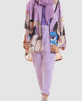 Chubasquero de mujer con estampado anime