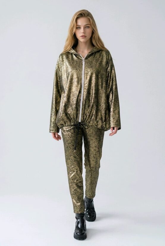 Chaqueta de brillo con capucha