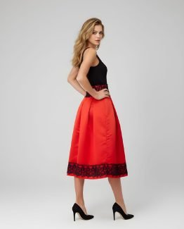 Falda midi bordada