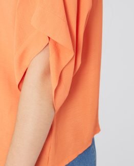 Blusa lisa fluida