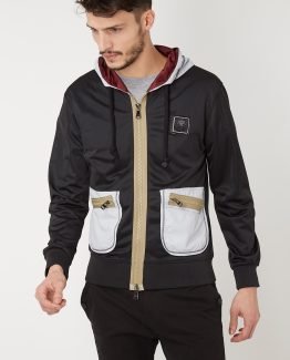 Chaqueta con capucha
