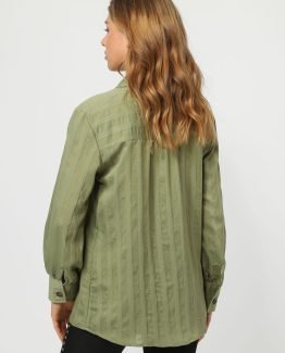 Camisa larga con textura