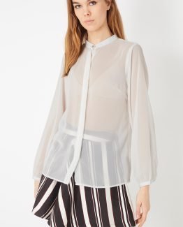 Blusa semitransparente