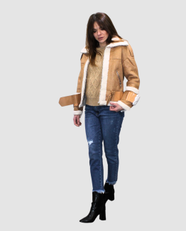 Chaqueta biker efecto piel con cuello y detalles de borreguito