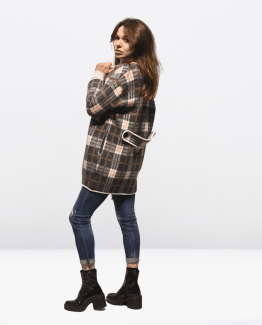 Chaqueta de cuadros con bolsillos