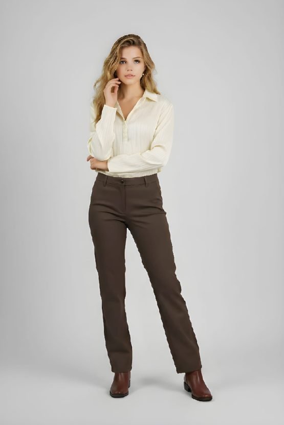 Pantalón tipo chino