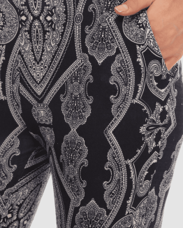 Pantalón flare estampado