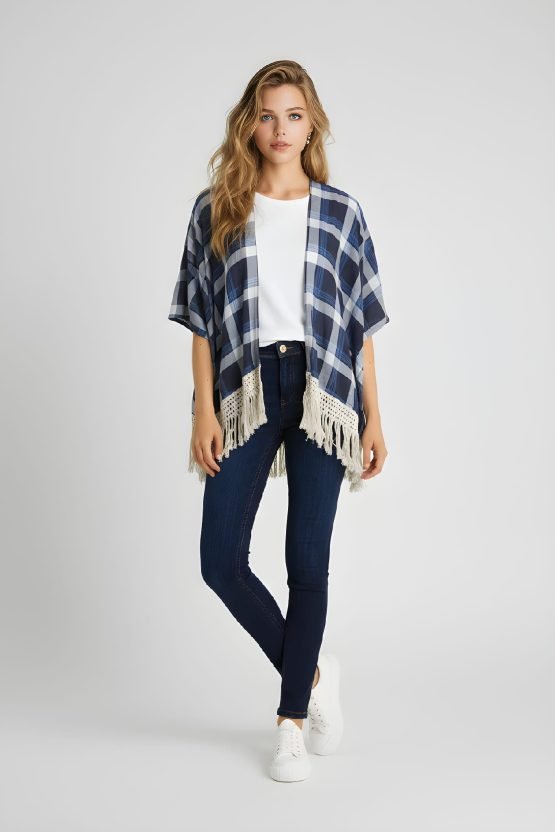 Chaqueta fina tipo kimono estampada de cuadros