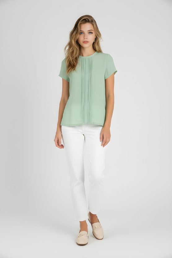 Blusa con manga corta