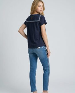 Camiseta bordada